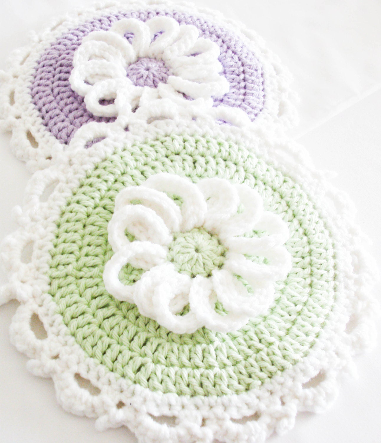 Crochet Daisy Potholders - Set of 2 - Pick your color - Pastel Cotton Hot Pads