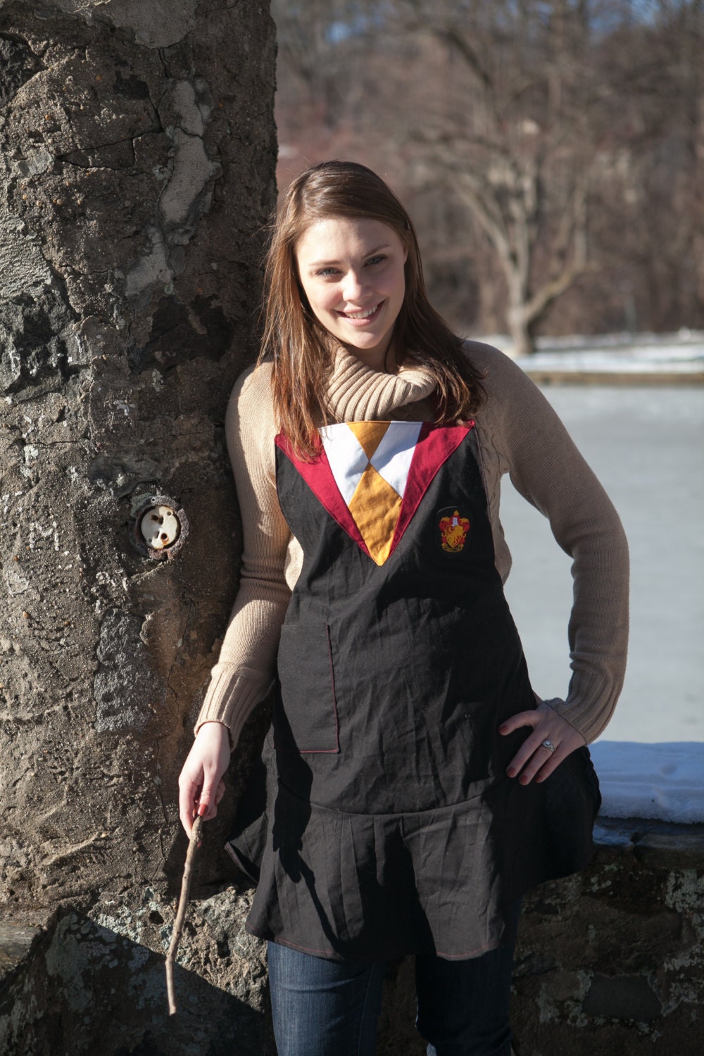 wizard gryffindor apron for women -- harry potter