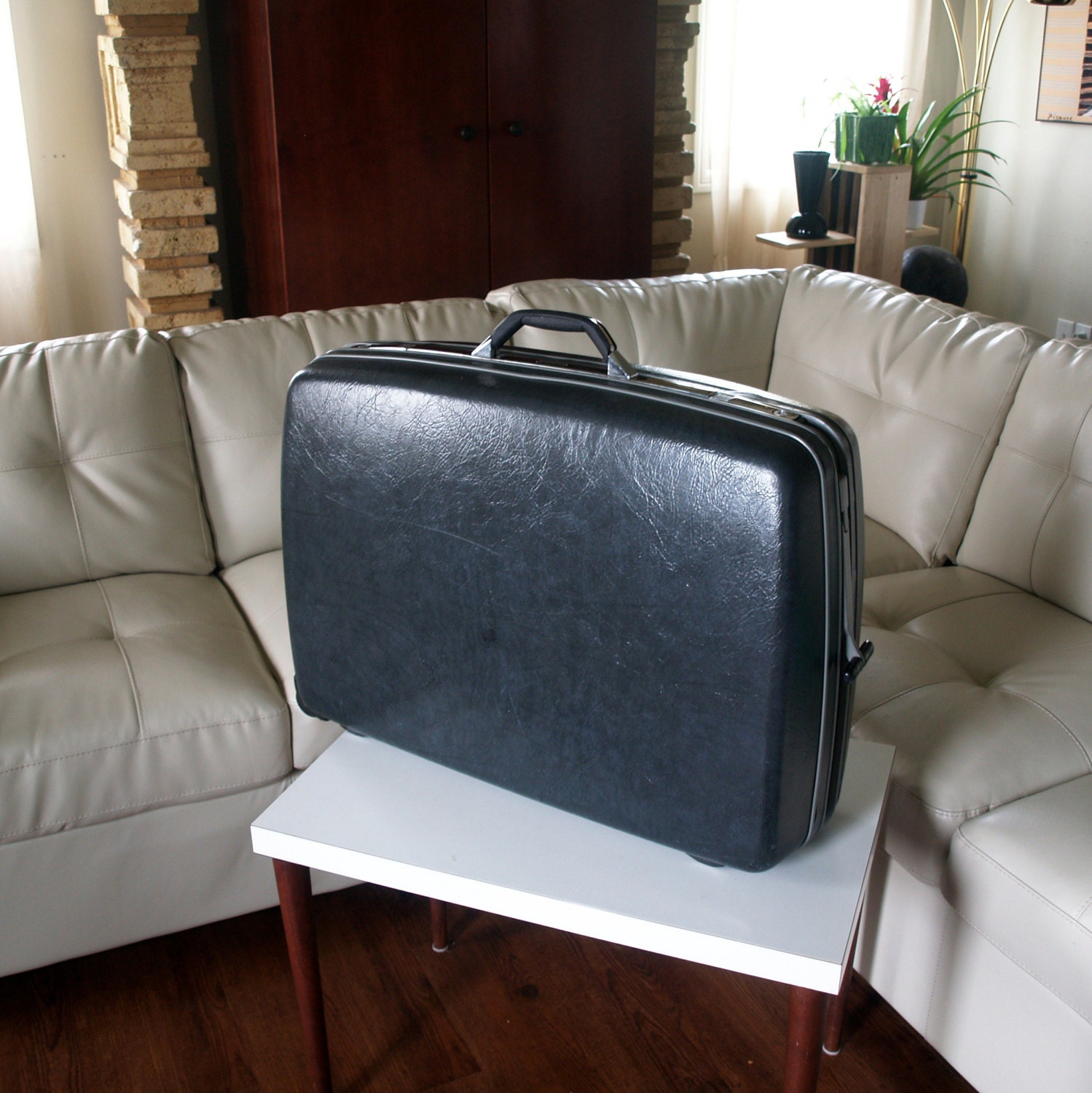 FABULOUS HARDSHELL CASE Vintage Samsonite Rolling Wheels Posh Hardside Luggage Suitcase 1970s Airline Retro Large Travel with Locking Keys