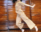 Vtg 60s Belted Gold Metallic Textured Polyester / Asian Romper Pant Suit