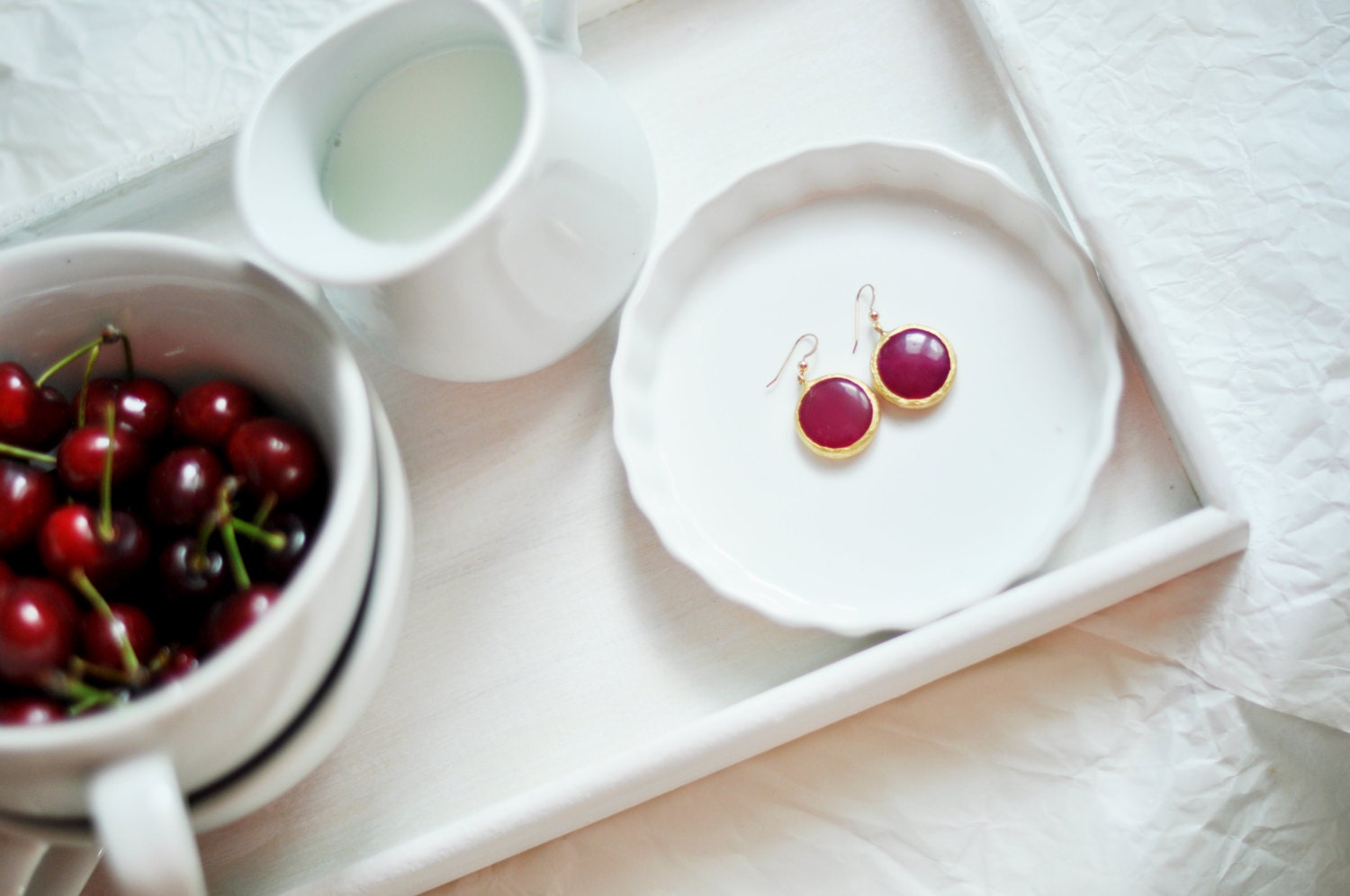 statement gemstone fashion MEDIUM SIZE bold earrings dark fuchsia pink jade stone  textured gold statment earrings israel jewelry