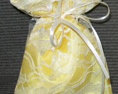 100 Ivory Lace & Yellow Wedding Gift Bags White Lace Fully Lined with Buttercup Yellow Taffeta