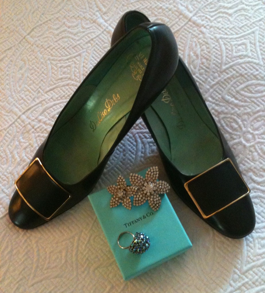 Vintage 1960s DeLiso Debs Black Pumps Made in Italy Leather Soles Size 8 1/2