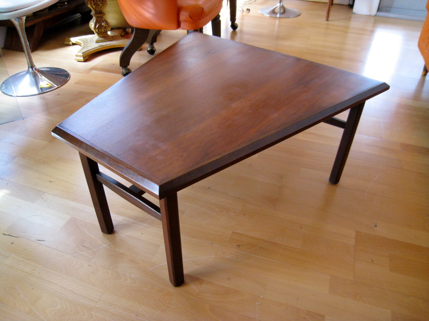 Mid Century Modern wedge shaped walnut cocktail or end table possibly Edward Wormley