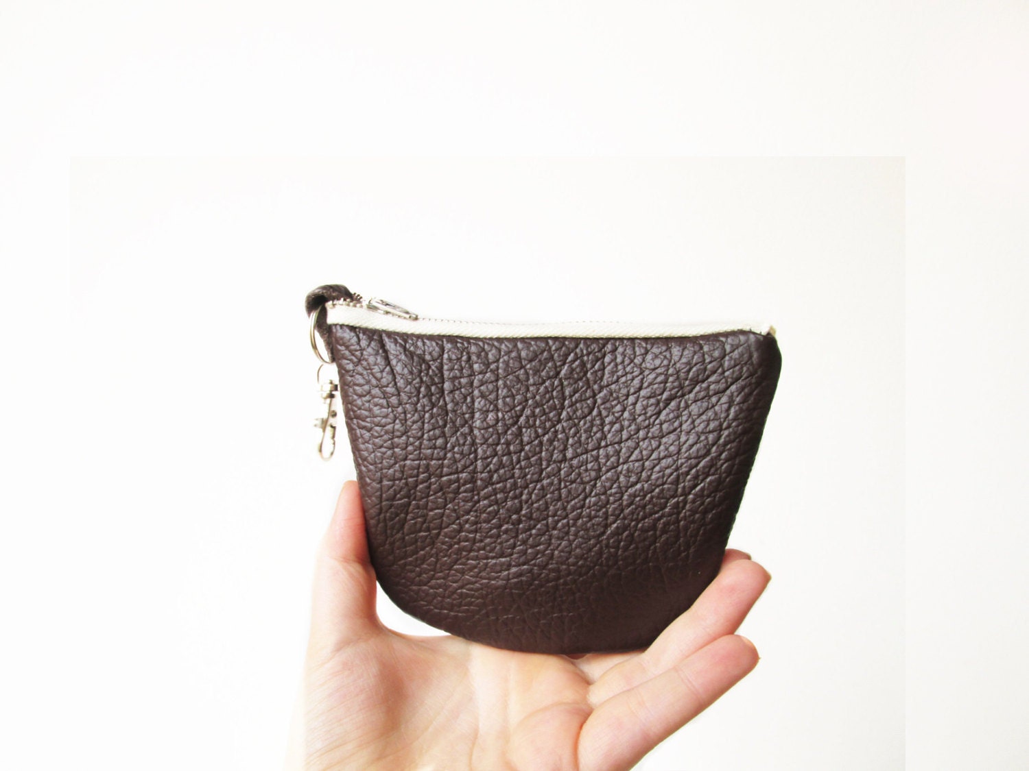 Zippered leather pouch Wallet, Coin Purse, Chocolate brown