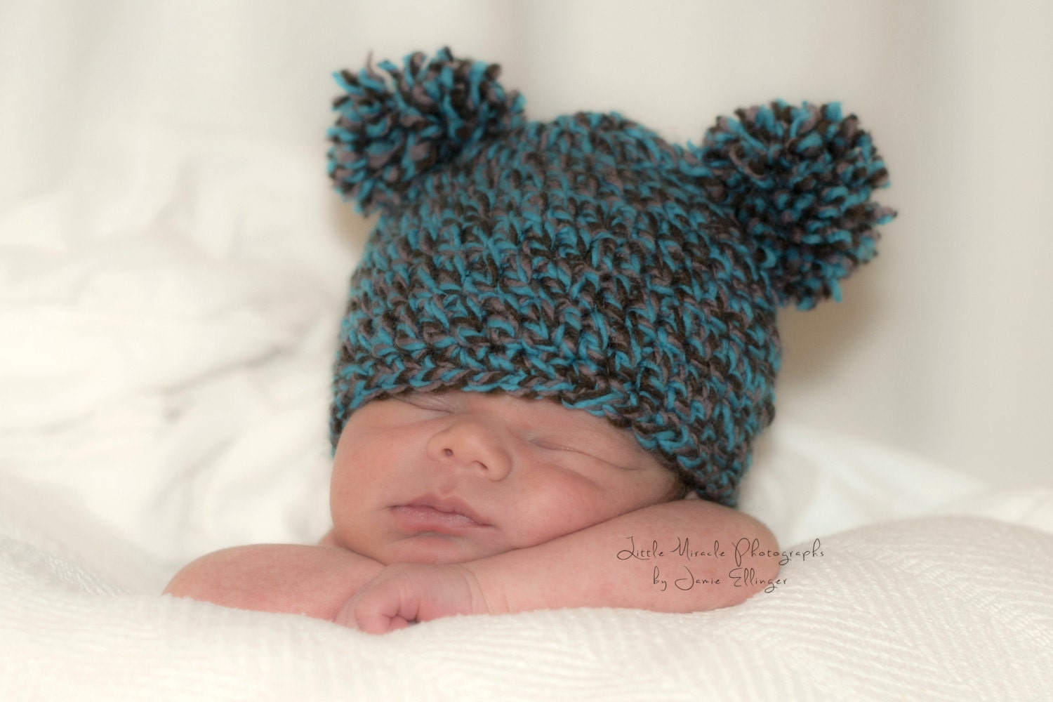 SALE : Baby Hat Pom Pom Beanie Infant Crochet Baby Photo Photography Prop Newborn Hat Winter Hat Boy Blue Brown Tan