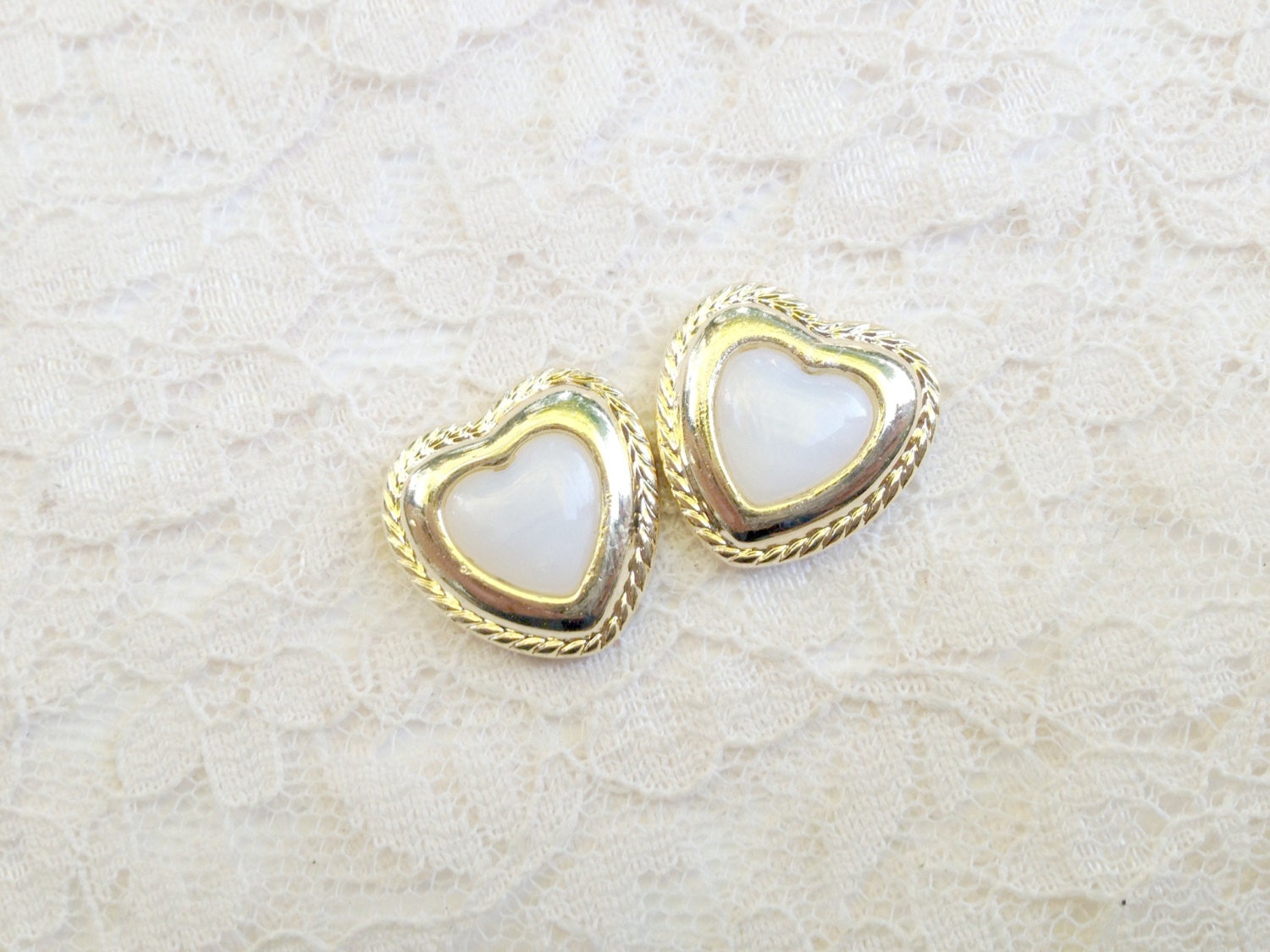 1/2" 7/16" 00g 0g Organic Gold Framed Pearly Heart Plugs Made to Order