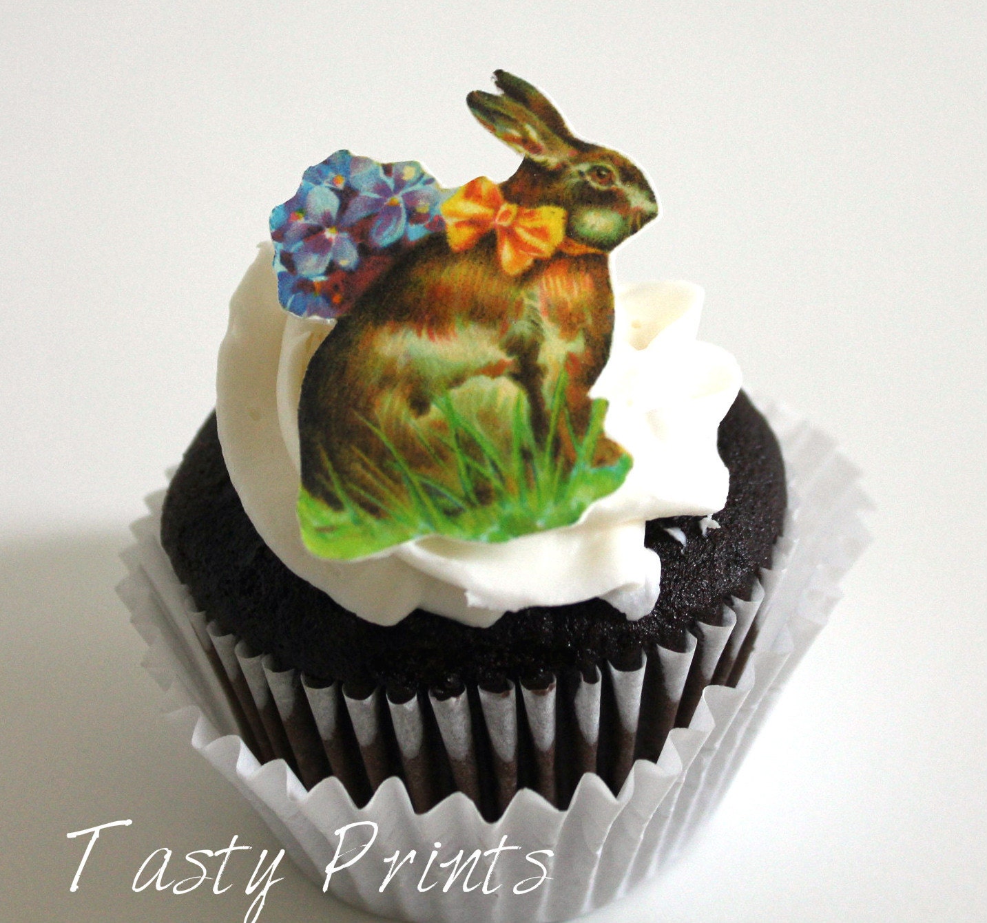 12 Easter Edible Prints - Vintage Easter Bunny with purple flowers - Easter cupcake toppers Il_170x135