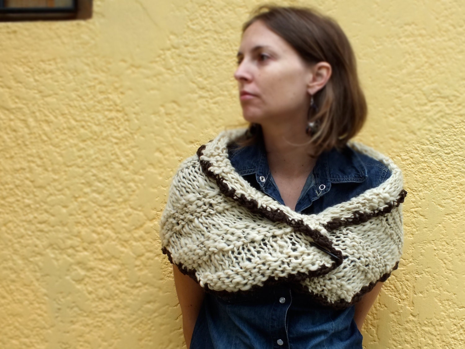 Spring or Mother's day gift. Summer night capelet or shawl hand knit in pure wool. Natural chunky yarn neckwarmer or cowl.  Scarf for woman.