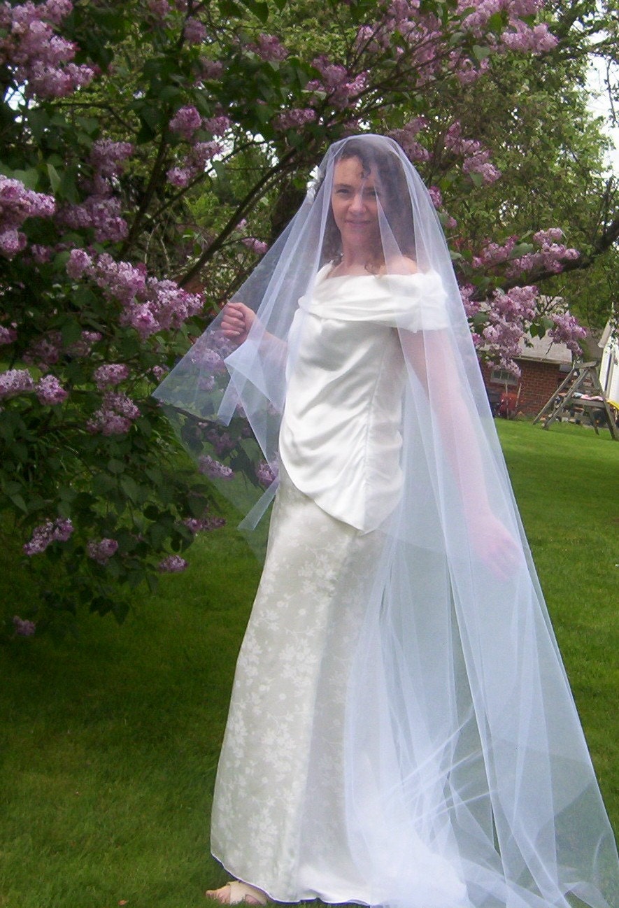 Drop veil Royal Cathedral Mantilla Veil with Pencil Edge