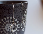 Silver Earrings with hammered flowers