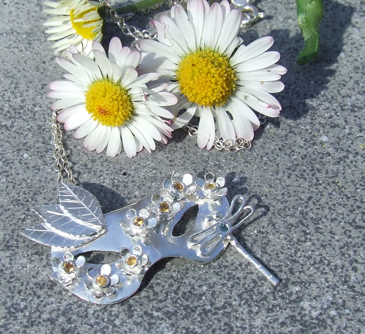 Masquerade Ball - the daisy mask