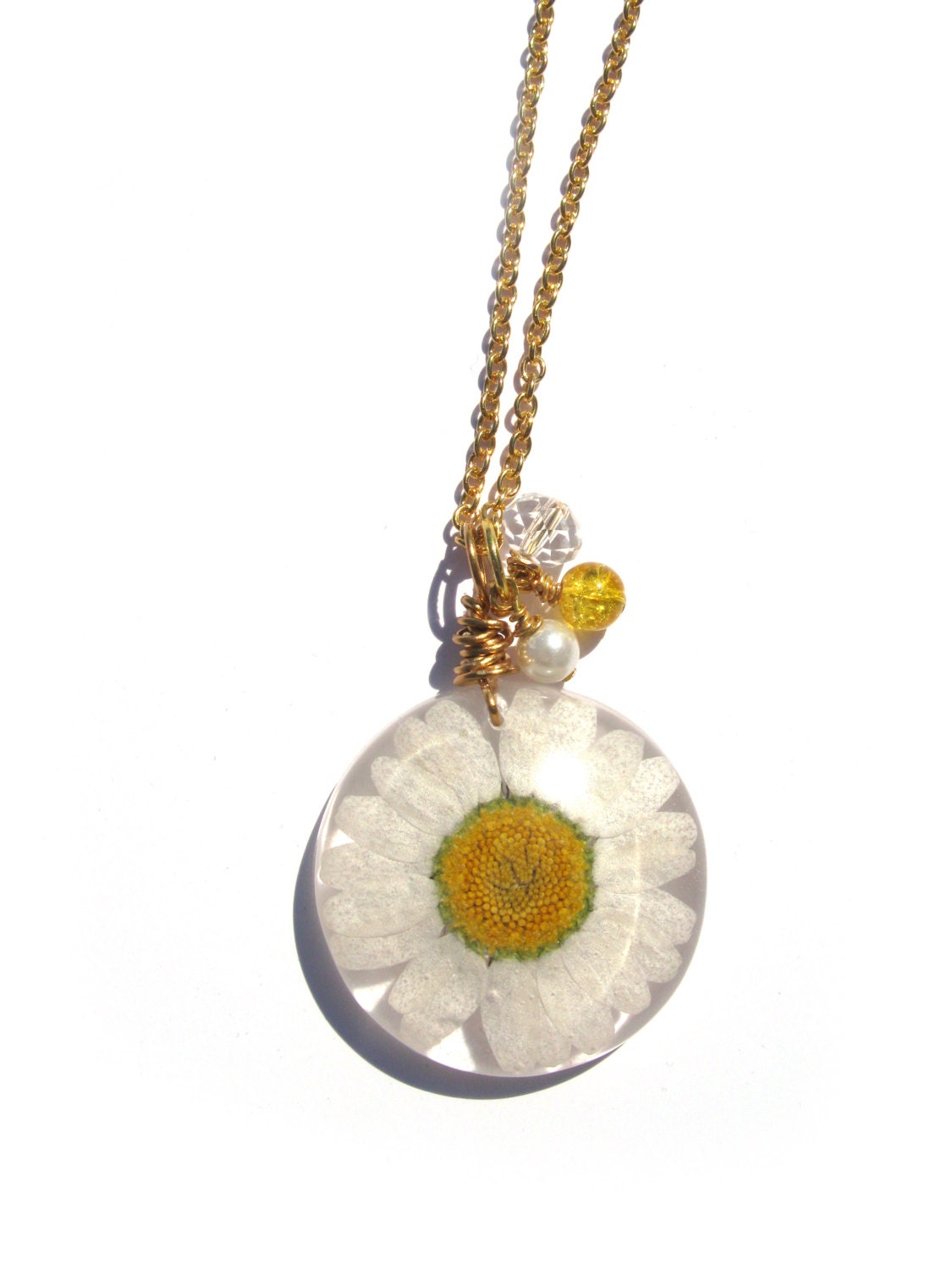 Real Daisy Necklace - Pressed Flower Jewelry - Resin Necklace -  Wire Wrapped Pendant - Daisy in Resin