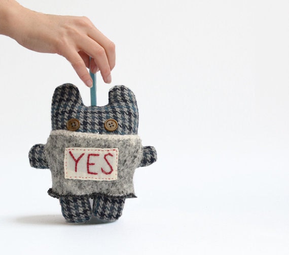 Soft creature, Say Yes or No, Grey Creature for kids