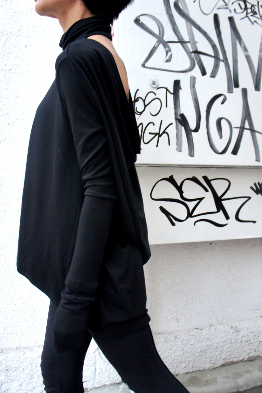 Casual Black Loose Top / Long sleeved Asymmetric Blouse / Viscose  Soft Fabric / Turtleneck Top