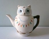 Vintage 1950s porcelain owl teapot