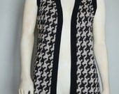 Vintage 1960s-1970s Jenss Houndstooth Made In Italy Sleeveless Sweater
