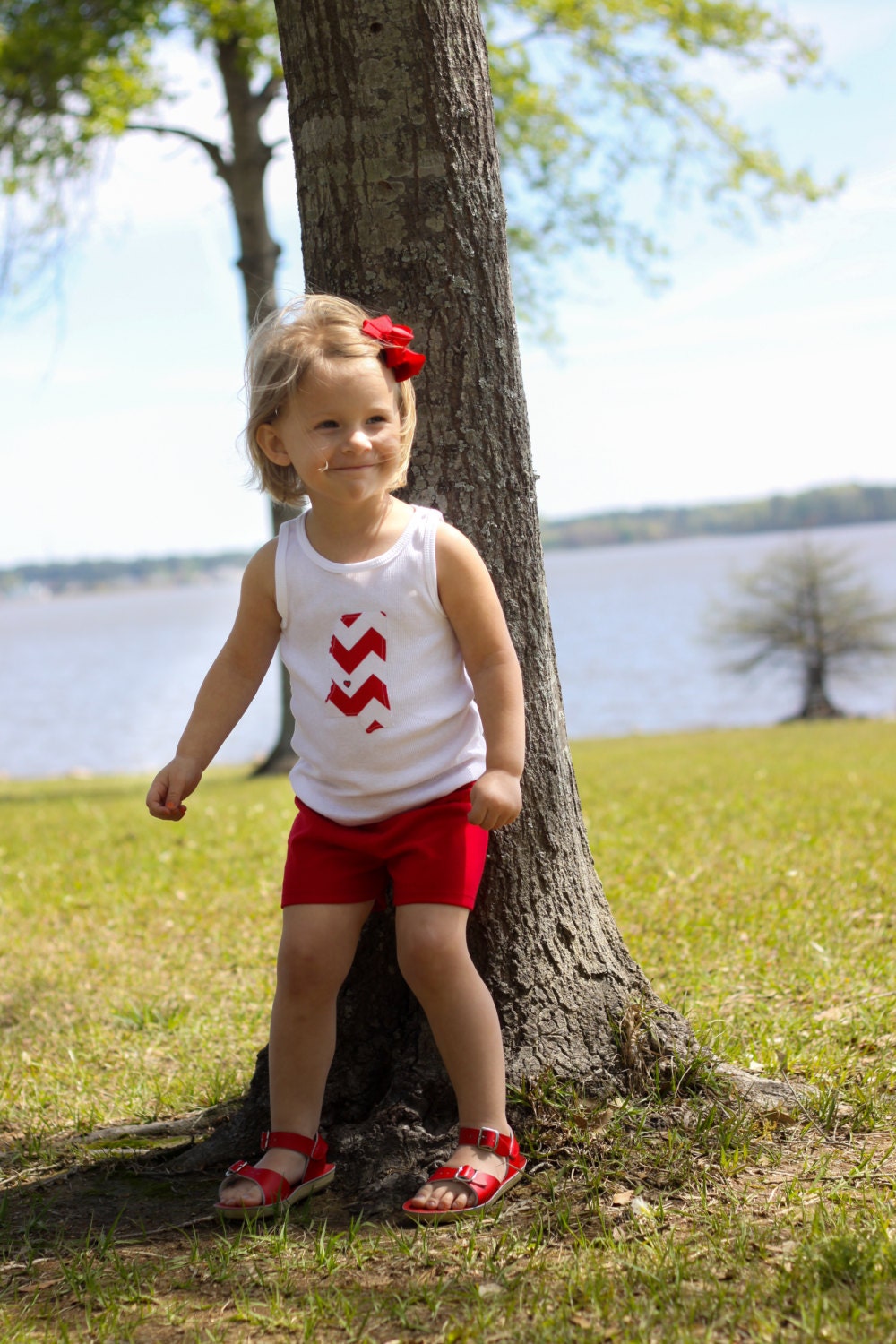 Girls' Chevron Applique iHeart WHITE Tank // Sizes 18 mos 2T 3T 4T 5T