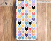 Chevron iPhone 4s Case - iPhone 5 Case- Silicone iPhone 4S Case - Plastic iPhone Cases - silicone iPhone 5 Case Chevron iPhone 4 Cover