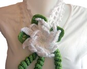 White/Green crochet necklase