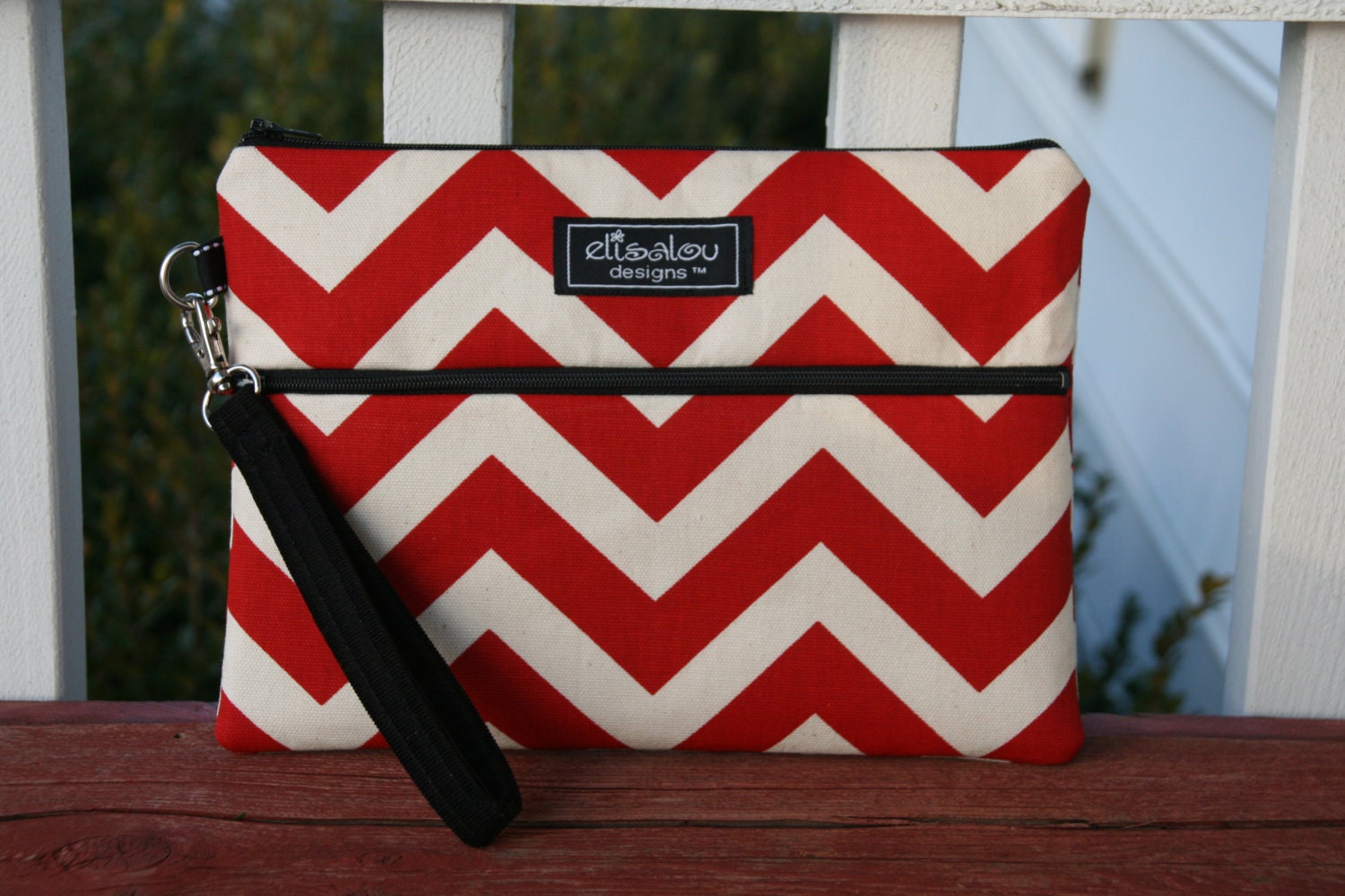 Kindle / iPad Mini / Nook / eReader / Padded Pouch / Bag / Wristlet- Red Chevron