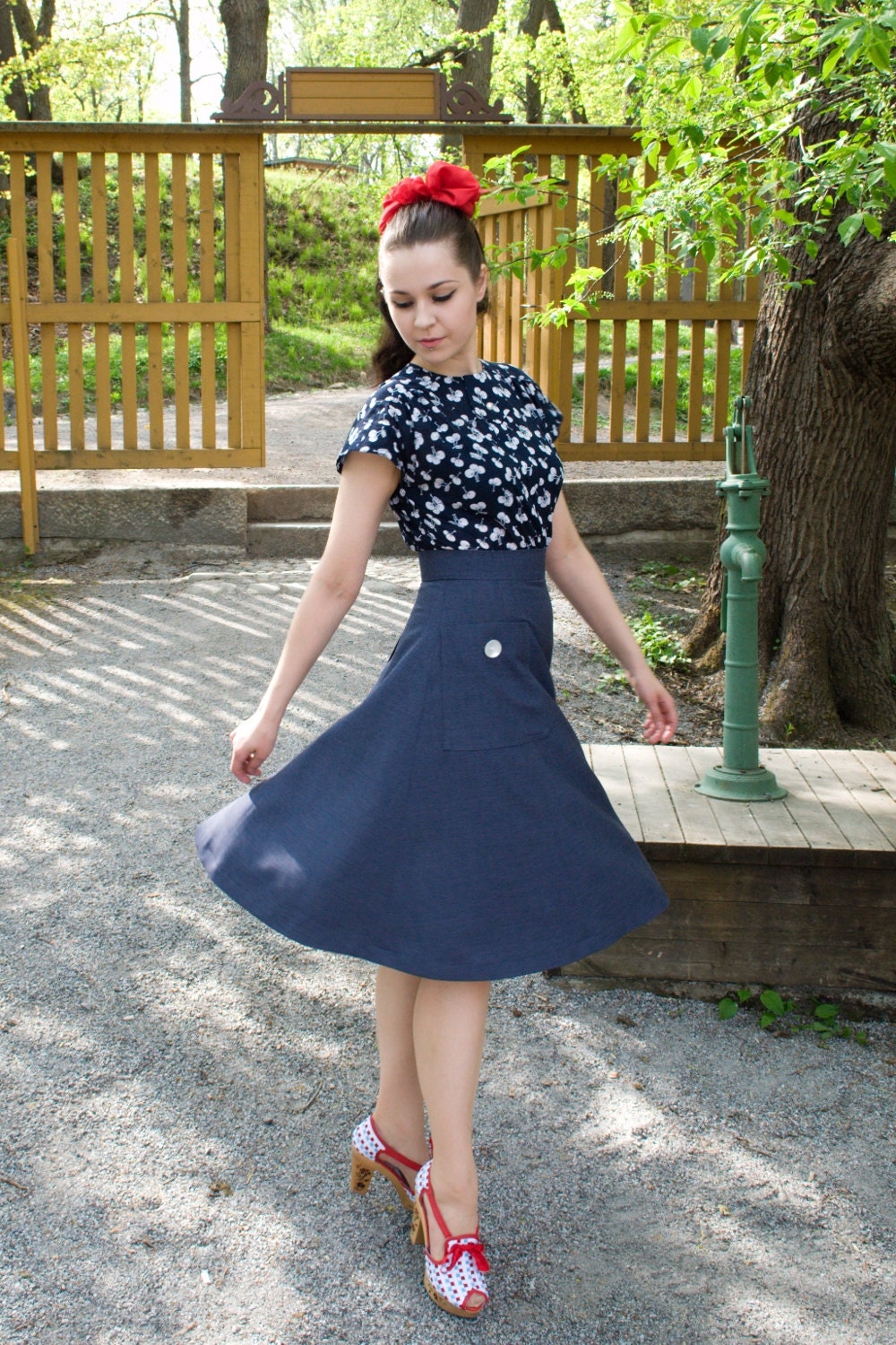 40s style wool skirt with large pockets, A-line, size 8