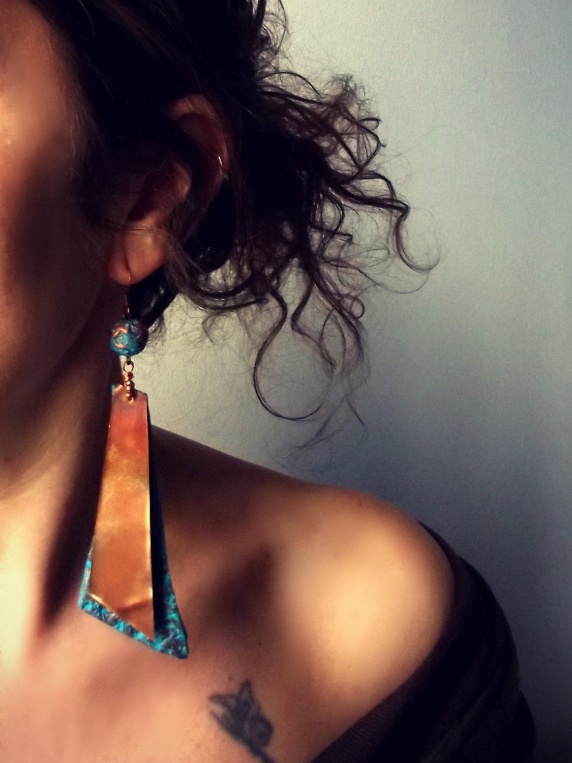 Turquoise long dangle earrings, SAMPLE SALE 25% OFF hammered oxidized rustic copper and chococolate, ethnic tt team ready
