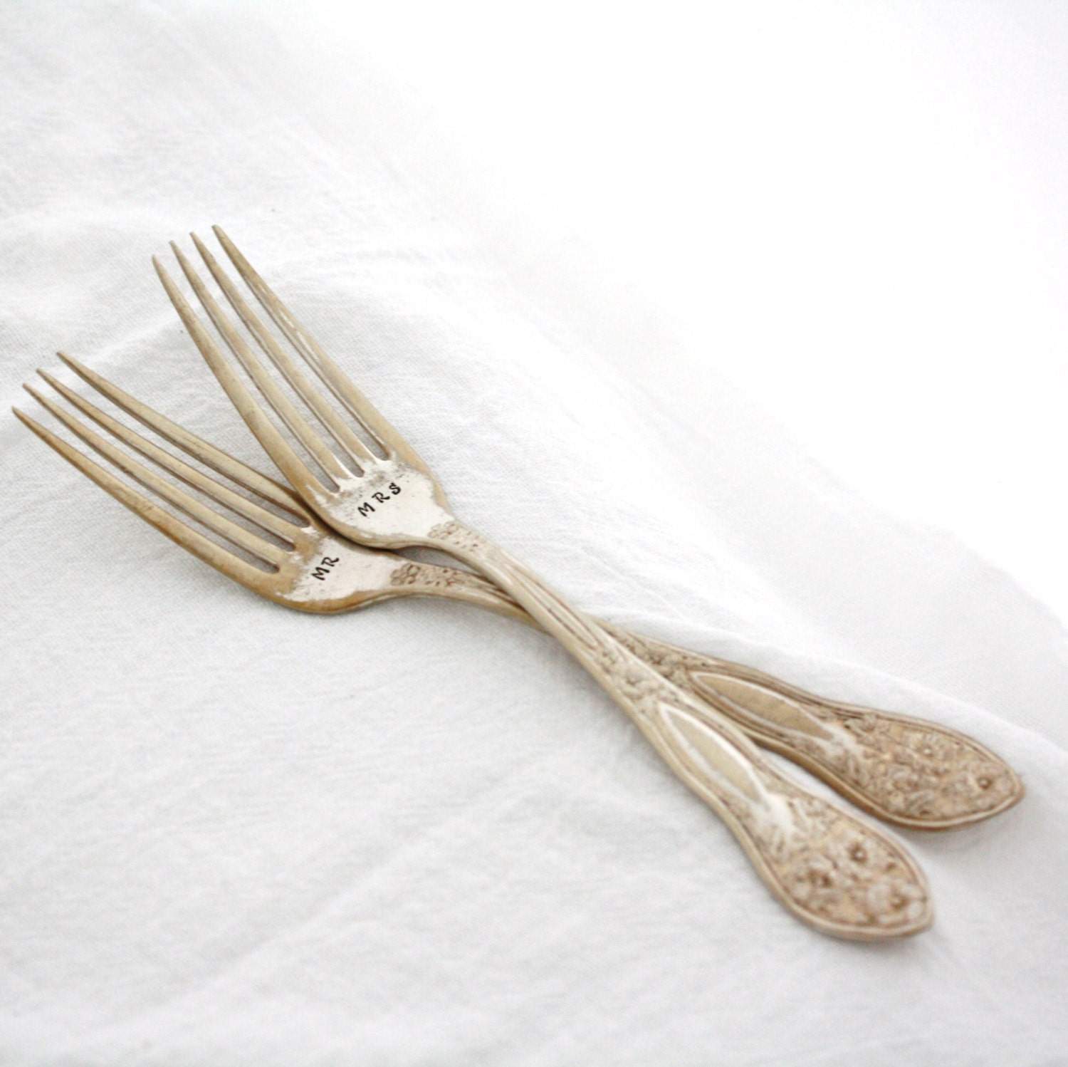 Mr and Mrs wedding forks, table setting- Rustic shabby chic style- hand stamped forks, for wedding or engagement gift  MilkandHoneyLuxuries