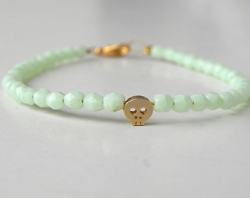 New trendy beaded bracelet with gold tiny skull, classy fashion jewelry
