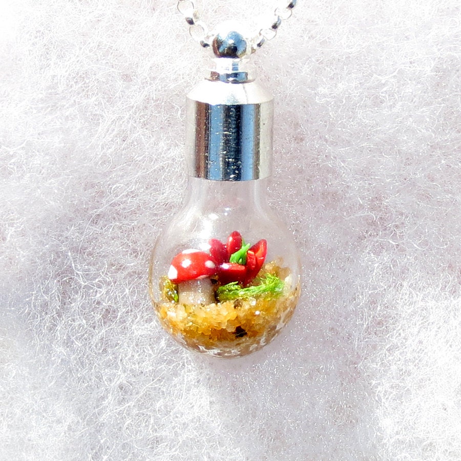 Moss Terrarium Pendant Necklace, Mini Terrarium Necklace, Woodland, Jewelry Necklaces Handmade, Ecosystem Pendant