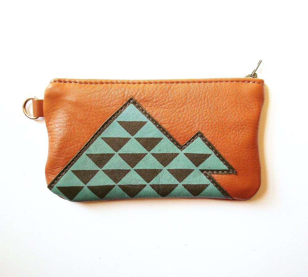 Triangles Phone Case in Buttery Cognac Leather