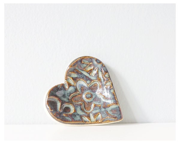 Little heart blue floral pottery - sweet ring holder spoon rest miniature ceramic dish