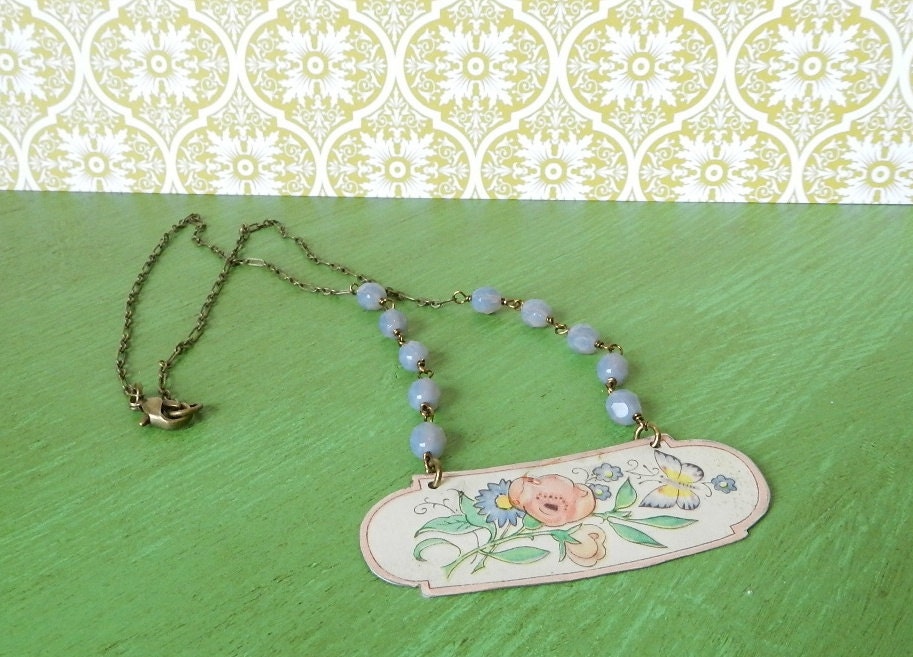 Delicate floral vintage tin necklace