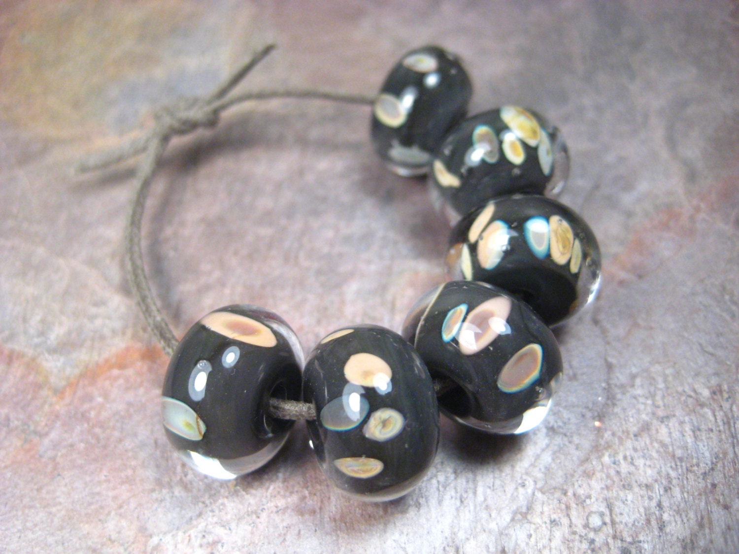 heather gray raku (6) petite lampwork glass beads