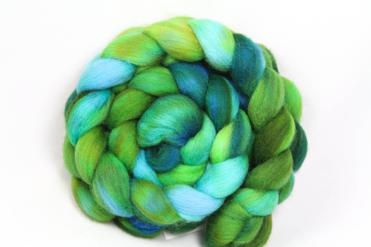 Terra Nova Handdyed Falkland Wool Roving for Spinning or Felting- 4.0oz