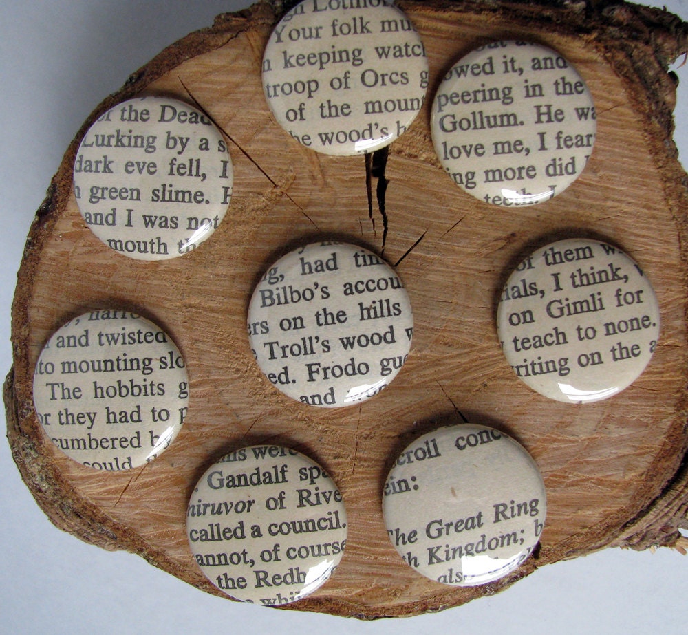 Lord of the Rings - Tolkien - Book - Magnets (set of  8)
