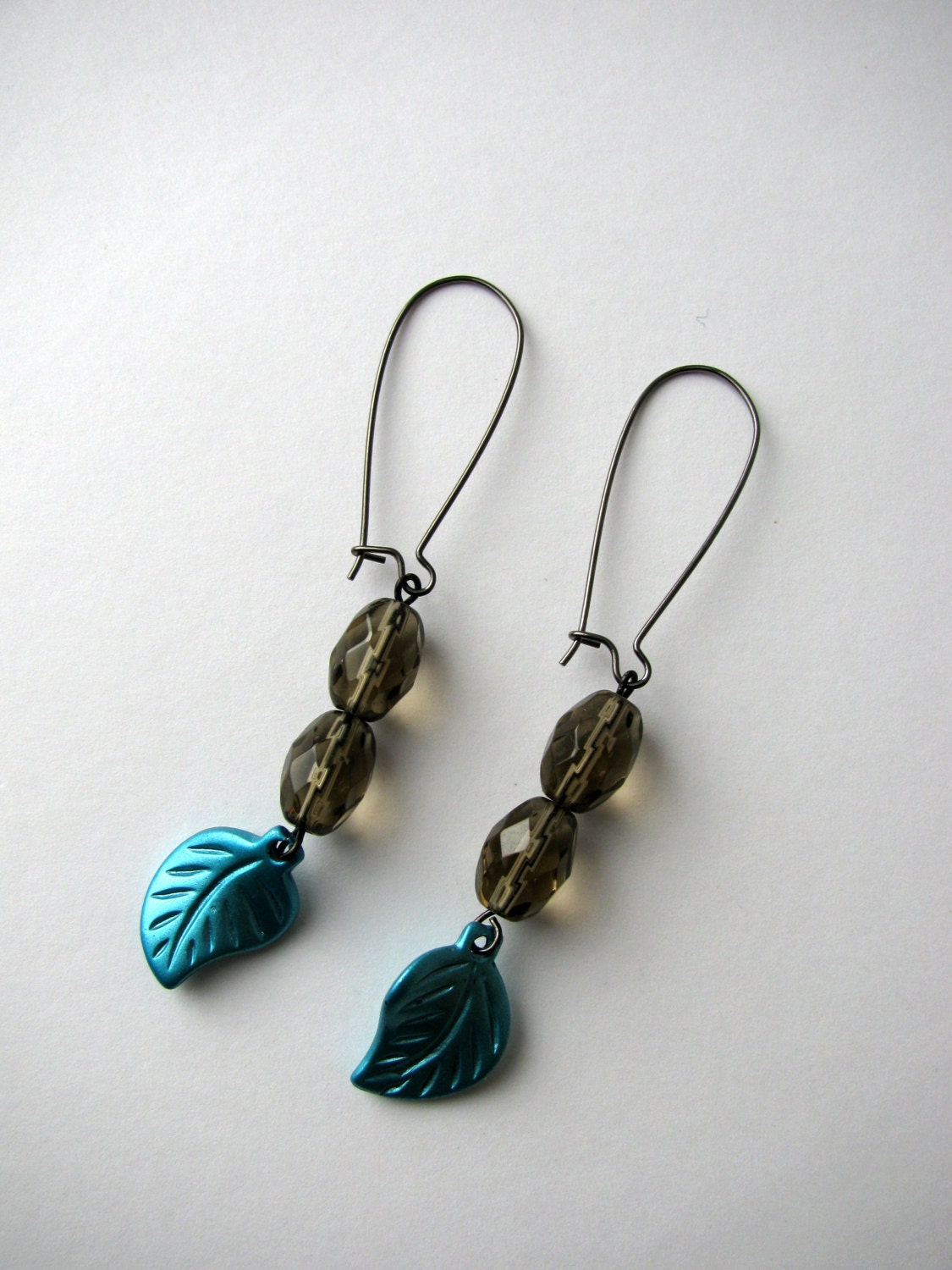 LEAF OF BLUE earrings