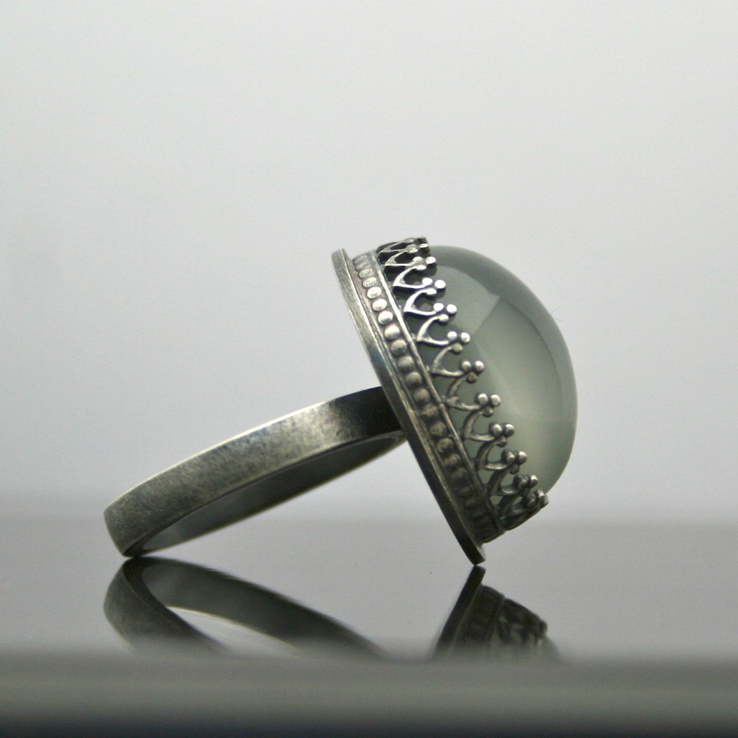 Green Moonstone Cabochon Ring - Sterling Silver - Size 6.75 - Cocktail Ring - Statement Ring