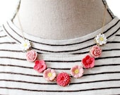 Red and Pink Garden Rose Flower Necklace