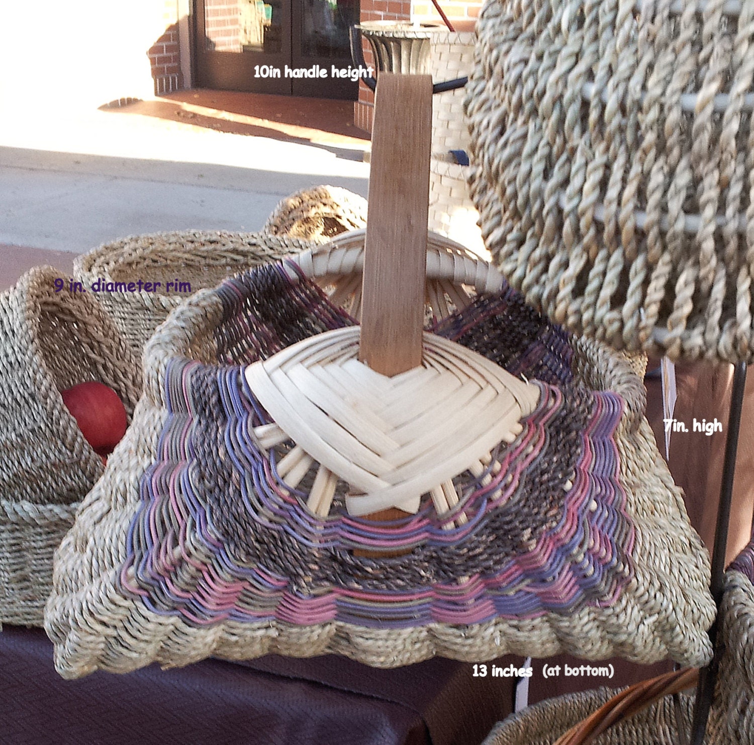 Ribbed Basket - Medium sized Flat bottom oak handle