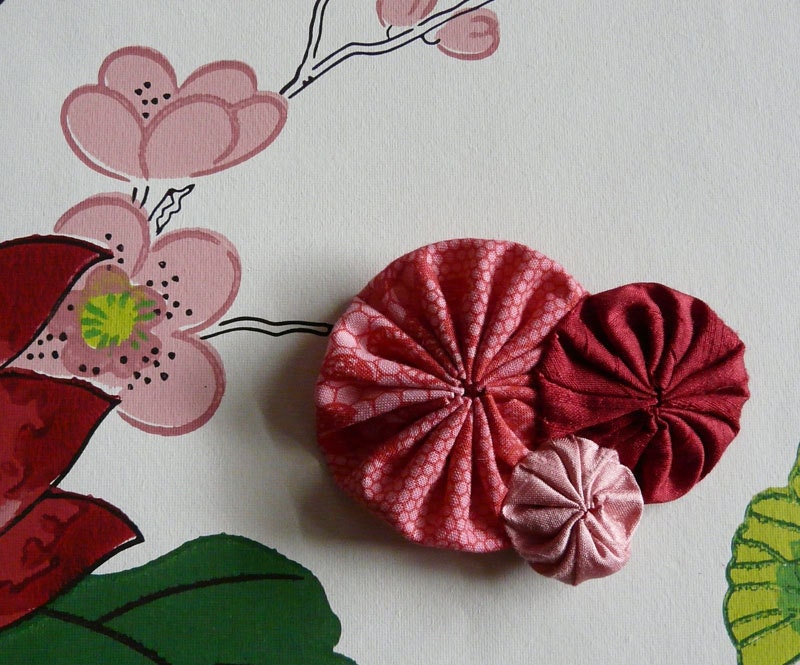 rosy cheeks  - silk and cotton yo-yo barrette