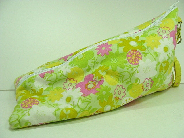 SALE Lovely Bright Pink and Lime Large Padded Spindle Bag for your spindles and accessories and fiber