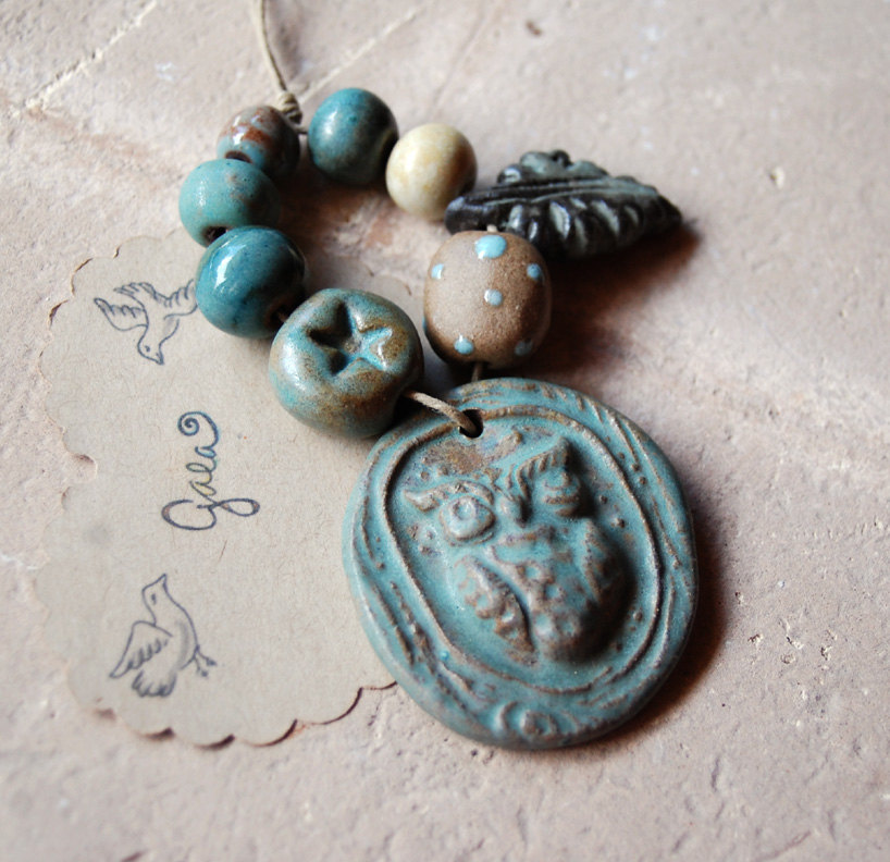 Walking After Midnight / Ceramic Owl Pendant and Bead Set