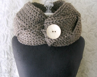 Twist of Fate Cowl - Chunky Oversized Cowl - Mocha Brown