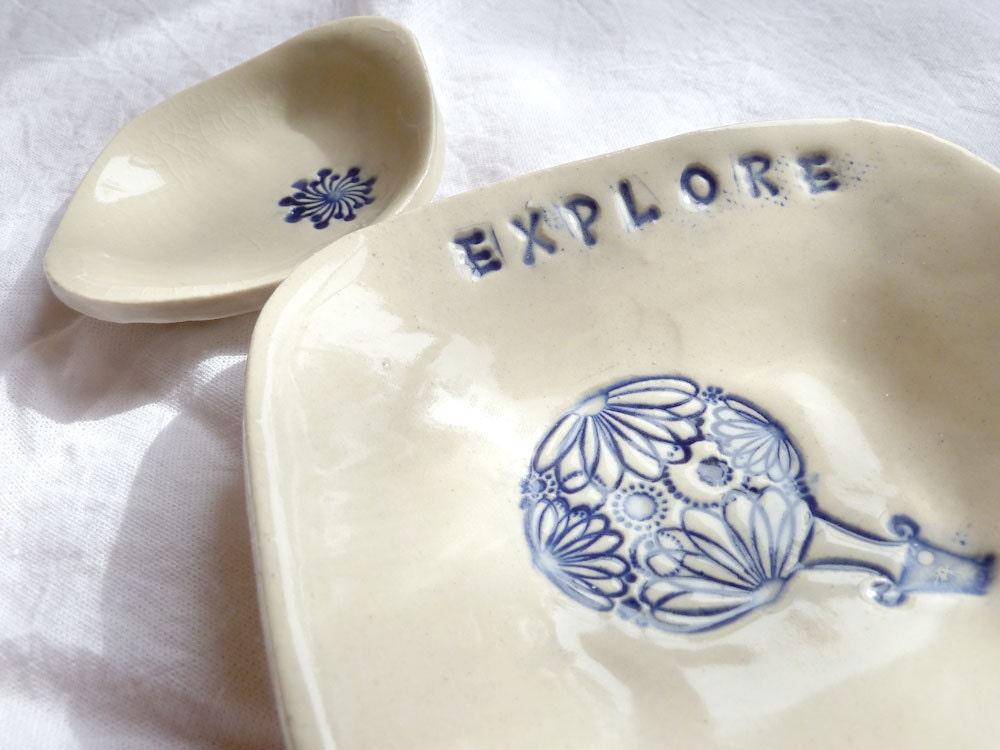 Small Dish Set with Balloon - "EXPLORE"  (KISS - Sandy Beige)