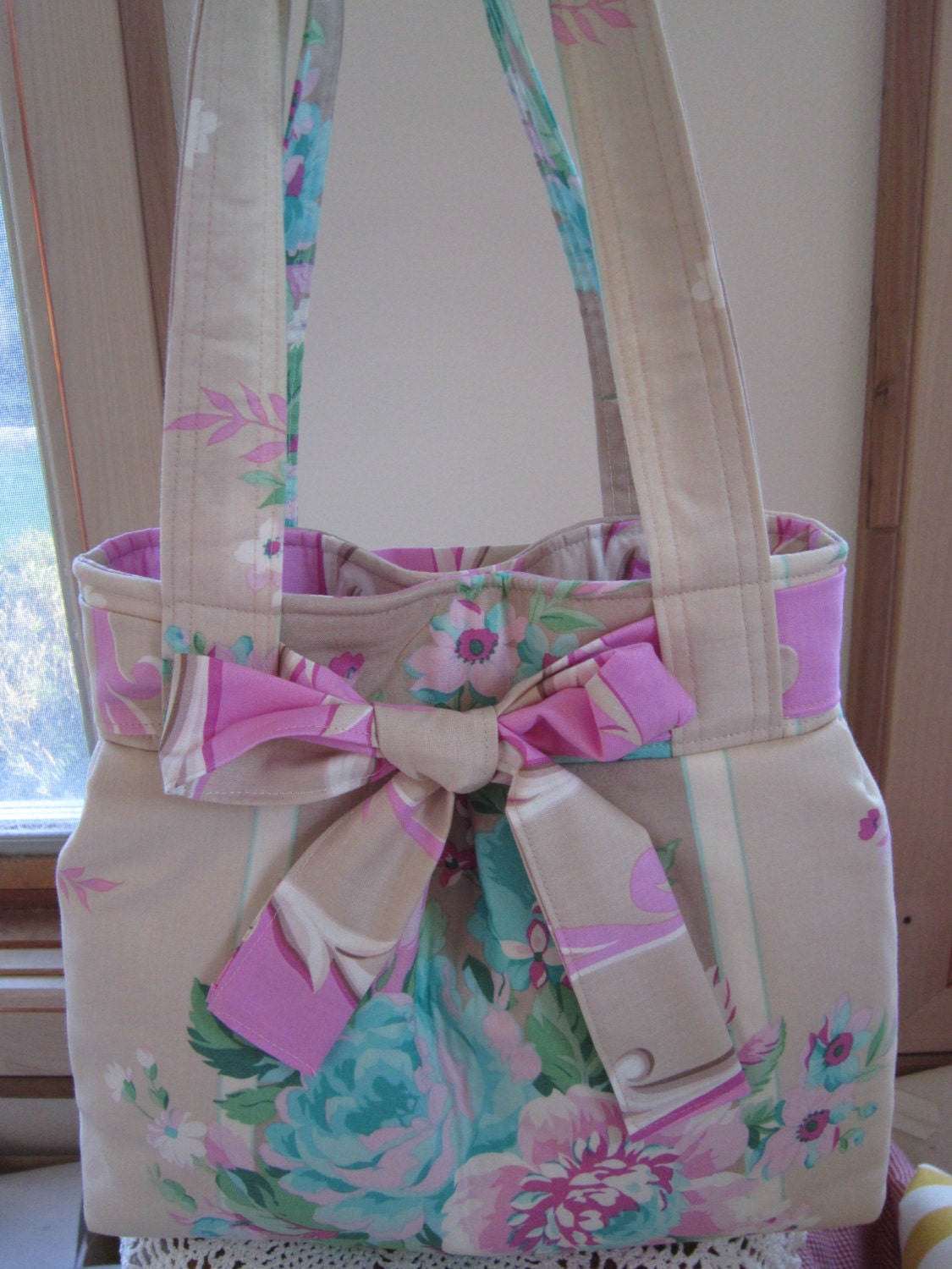 Pleated Handbag Purse Ipad Netbook Tote Retired Girlfriends from Sis Boom