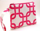 Zippered Wristlet-Pink and White Geometric