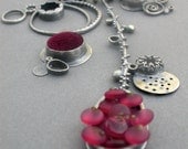 raspberry pink berry fushcia burghundy oxidized sterling silver charm necklace pendants vintage velour button ruby metalsmith artisan neckla