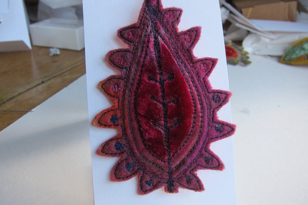 Felt paisley brooch