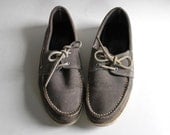 shoes men's size 7.5D / ladies 9/9.5 grey gray suede boat shoes. beat up.